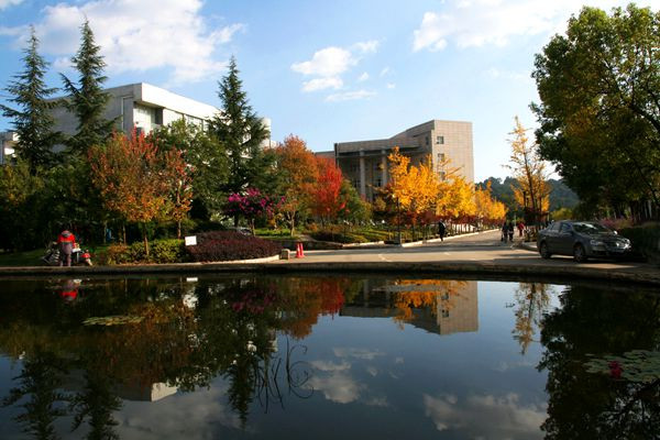 04,迪庆州和怒江州农村籍学生优惠政策:迪庆州和怒江州农村籍中职学生