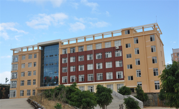 1-220F5220304J4.jpg