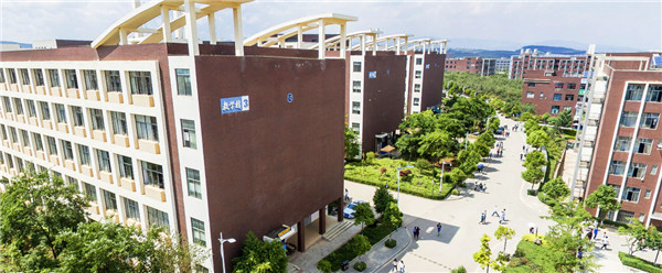 昆明市卫生学校2022年三年制普通中专招生简章(图7) 昆明市卫生学校2022年三年制普通中专招生简章(图7)
